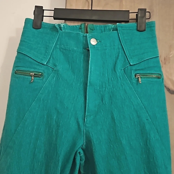 Vintage Kelly green skinny jeans. Size 9/10 juniors. - Picture 2 of 7